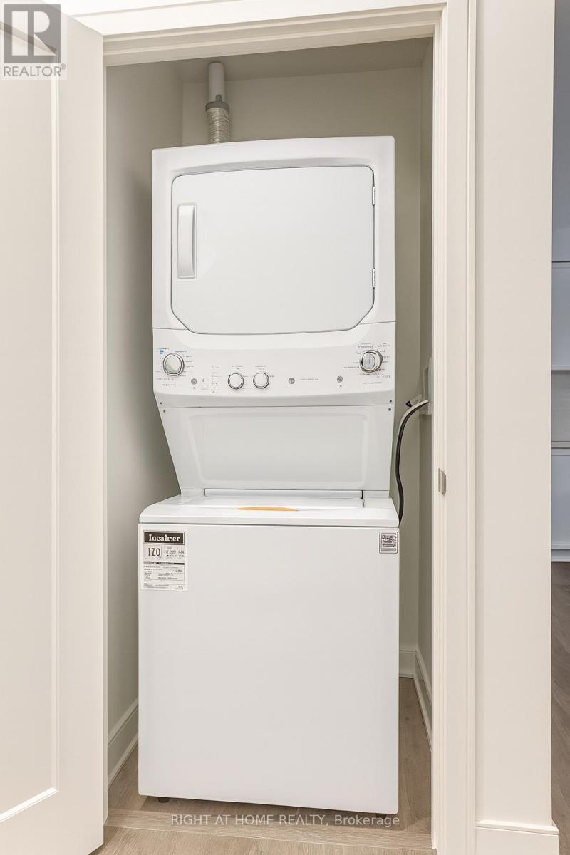 313 - 705 Davis Drive, Newmarket, Ontario L3Y 0J2 - Photo 8 - N12549746