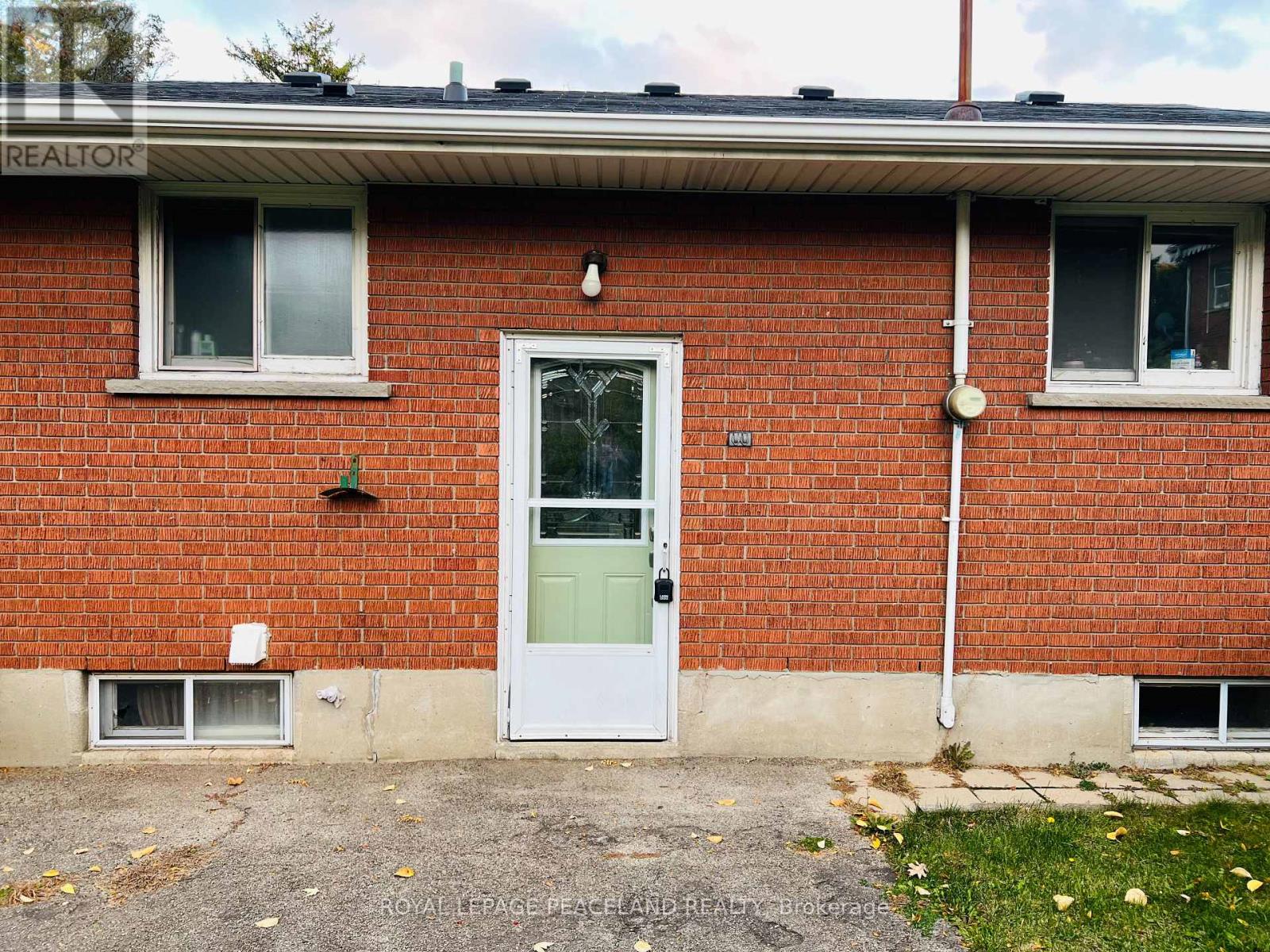 BASEMENT - 403 DENLOW AVENUE, Hamilton, Ontario