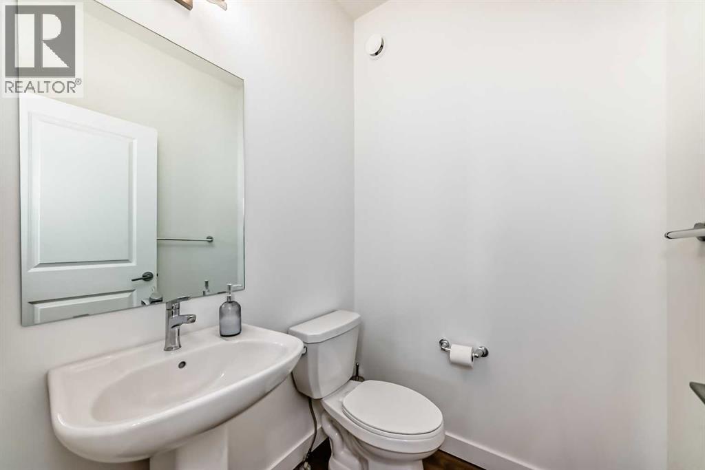 312 Heartland Way, Cochrane, Alberta  T4C 0X2 - Photo 16 - A2250063