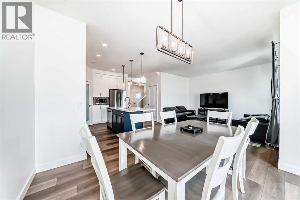 312 Heartland Way, Cochrane, Alberta  T4C 0X2 - Photo 11 - A2250063