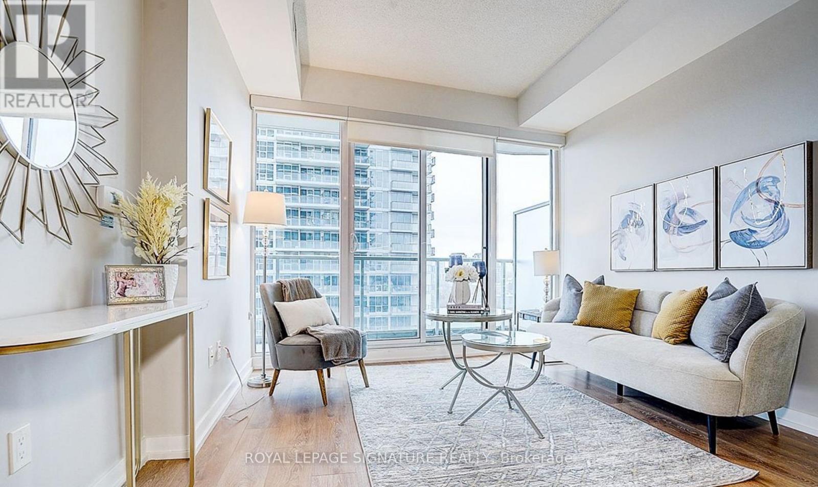 1001 - 115 Mcmahon Drive, Toronto, Ontario M2K 0E3 - Photo 2 - C12530502