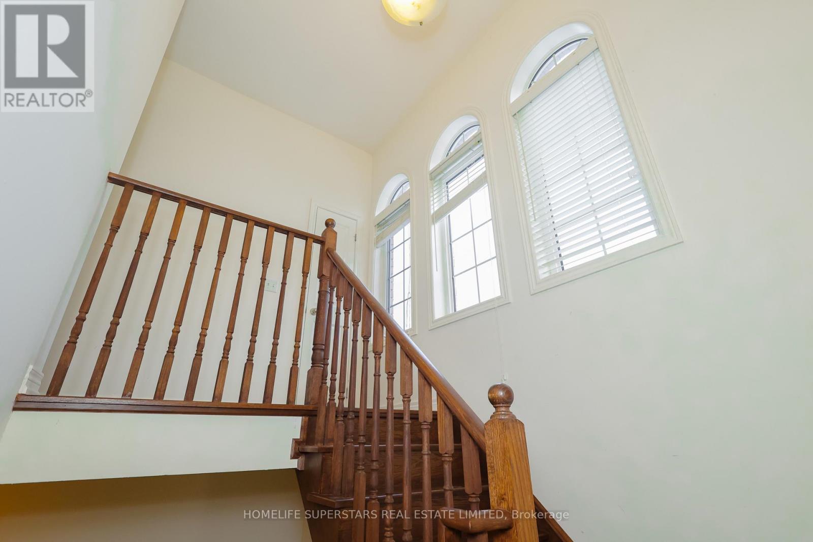 7 White Ash Road, Thorold, Ontario L2V 5G5 - Photo 13 - X12549720