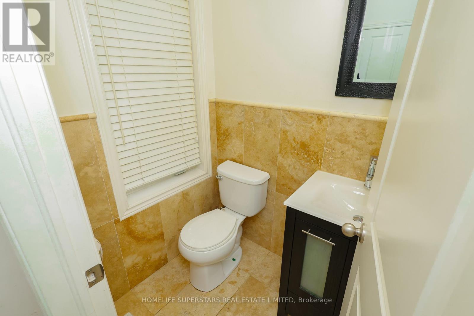 7 White Ash Road, Thorold, Ontario L2V 5G5 - Photo 12 - X12549720