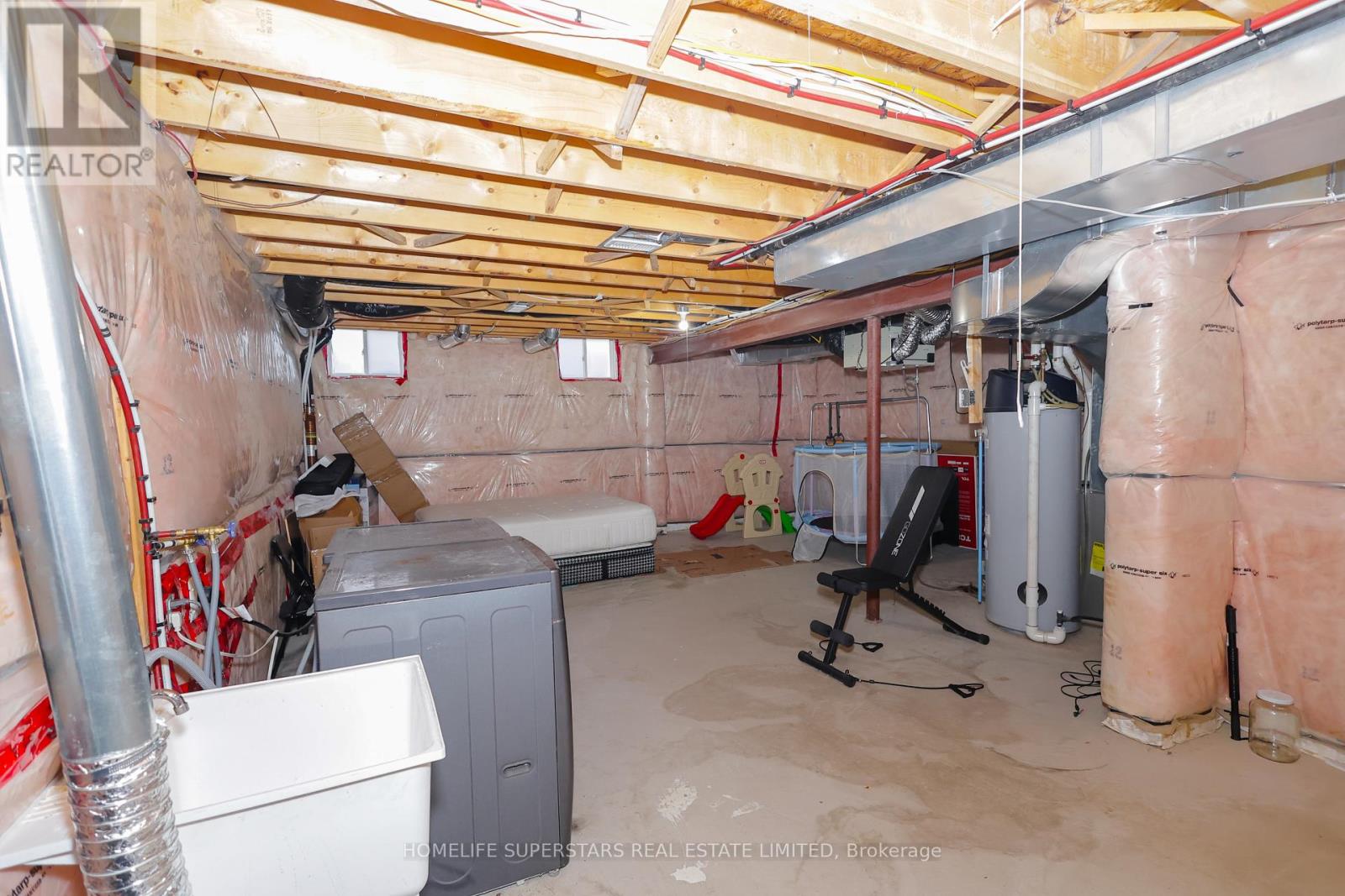 7 White Ash Road, Thorold, Ontario L2V 5G5 - Photo 24 - X12549720