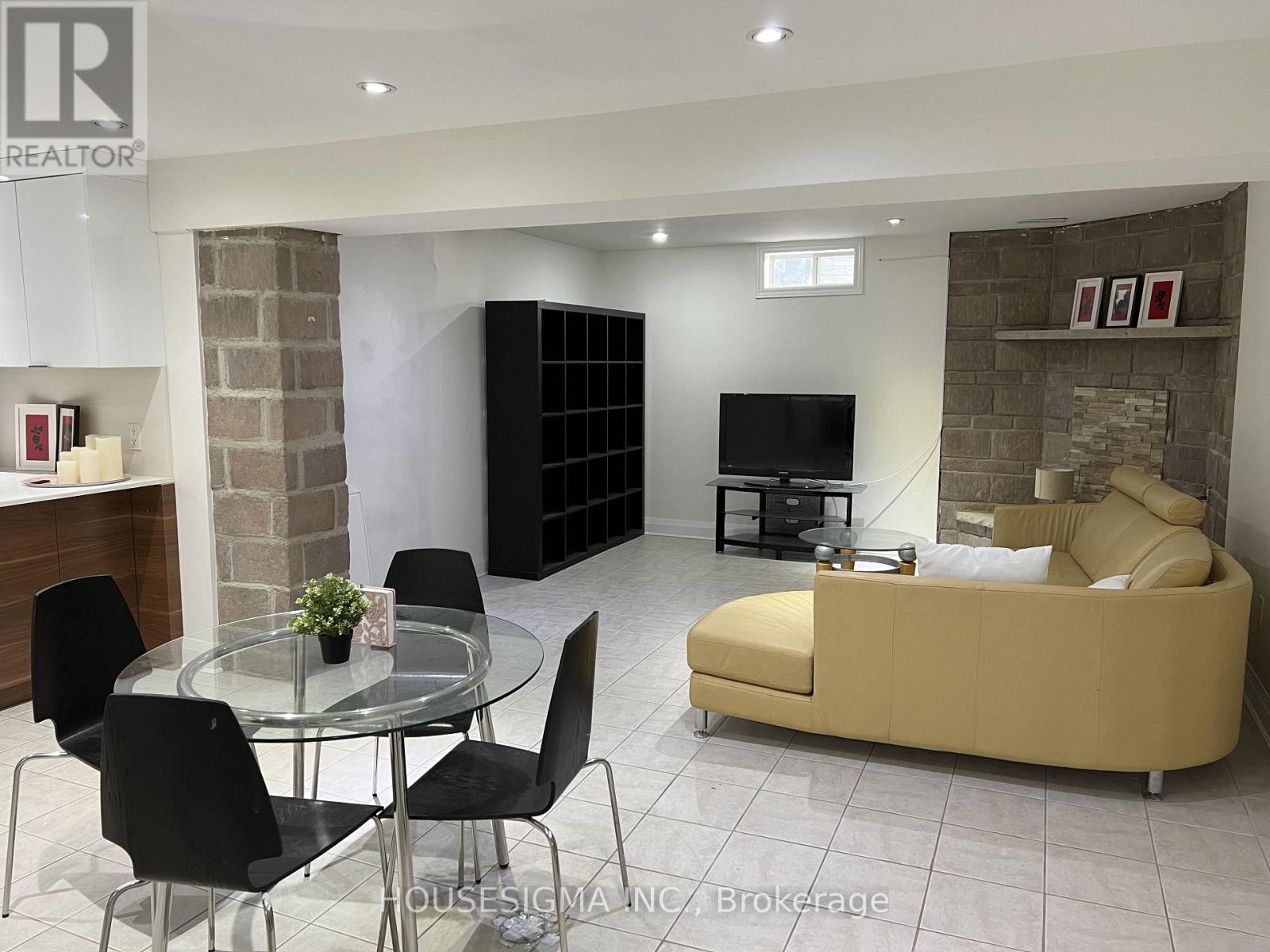 Bsmt - 292 Brookside Road, Richmond Hill, Ontario  L4C 0K1 - Photo 3 - N12549772