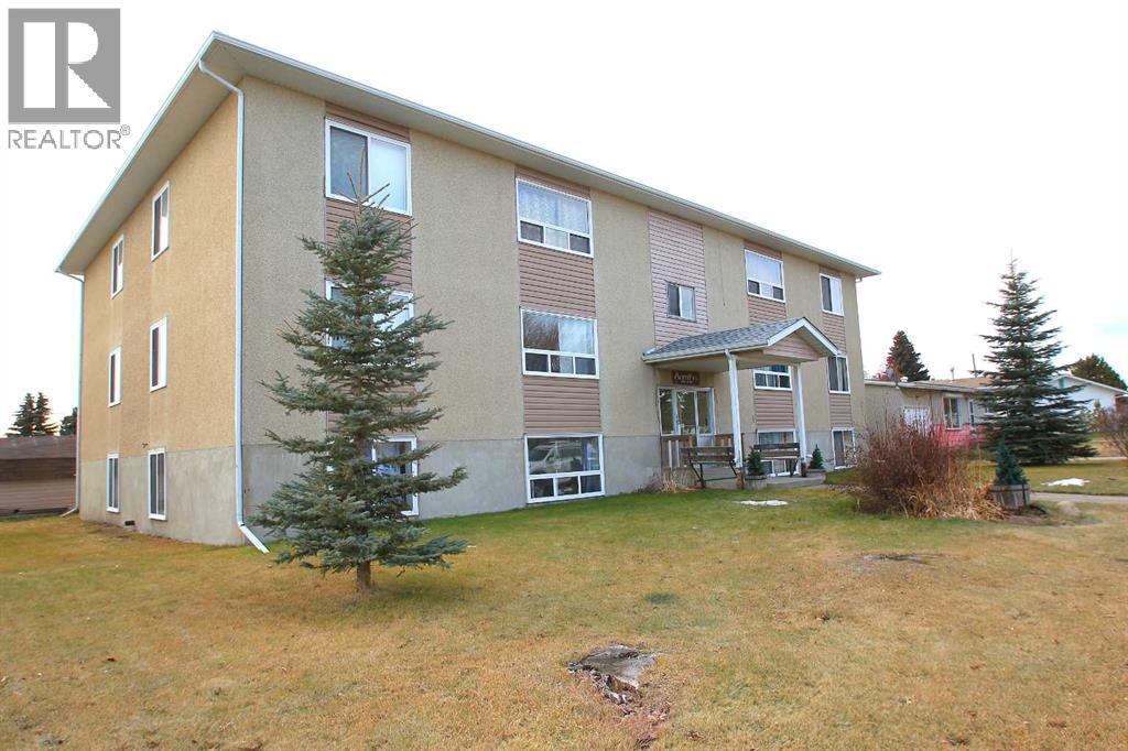 5125 49 Avenue, Rimbey, Alberta  T0C 2J0 - Photo 3 - A2270698