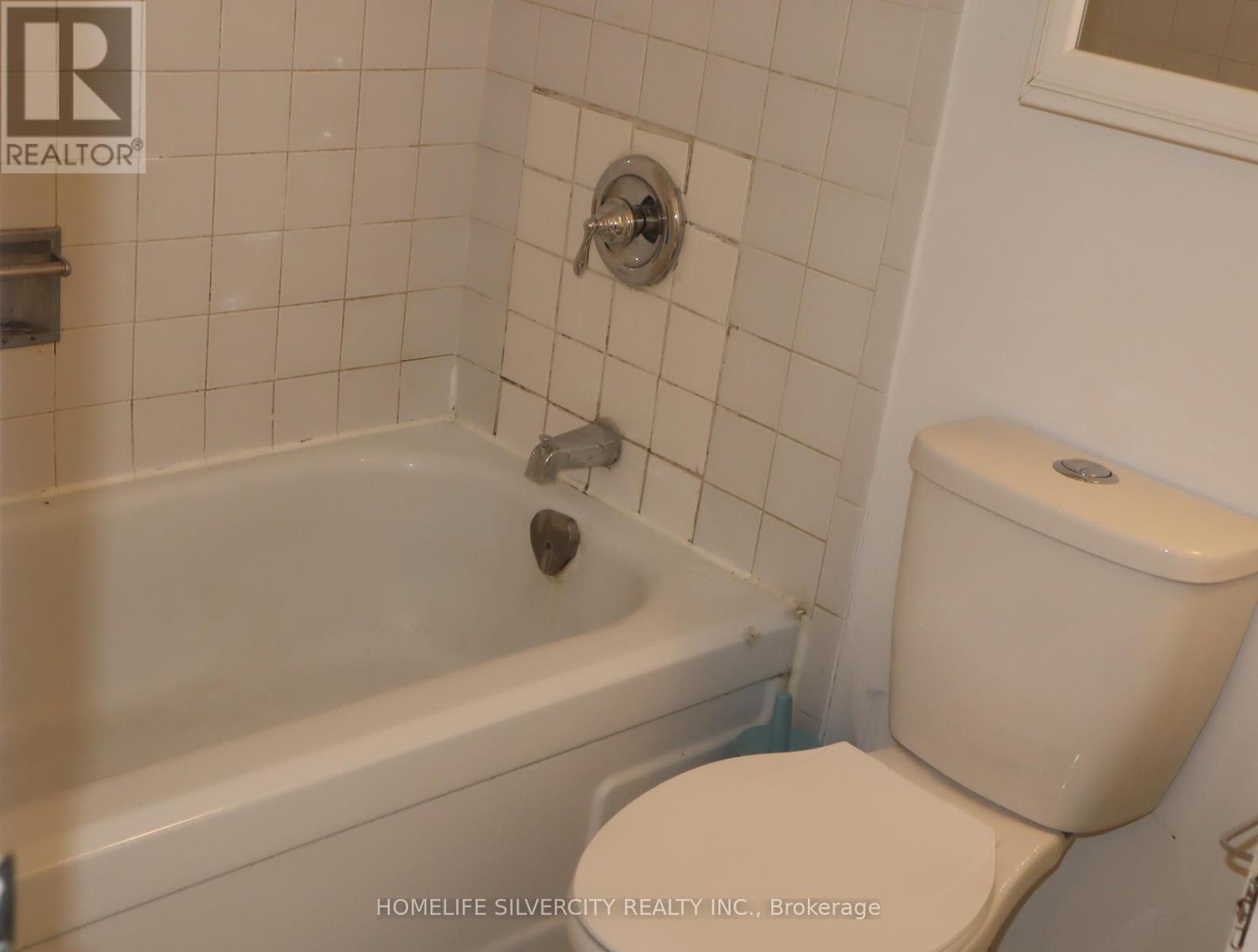 2009 - 4 Kings Cross Road, Brampton, Ontario  L6T 3X8 - Photo 13 - W12549762