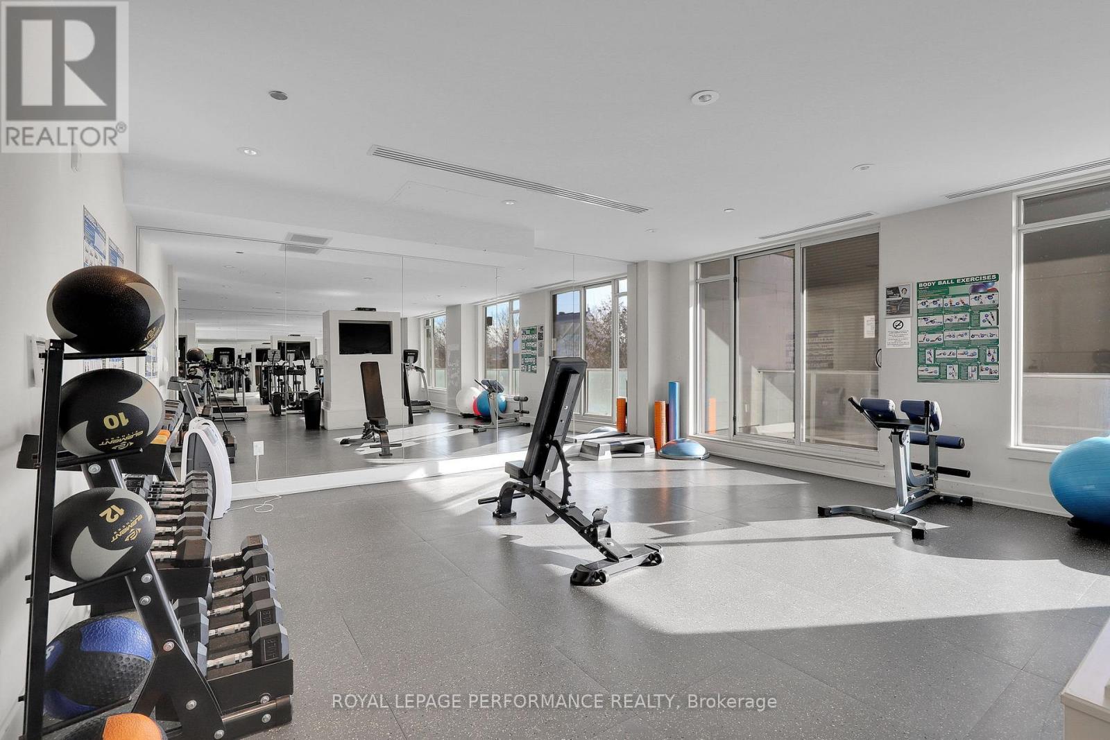 503 - 7 Marquette Avenue, Ottawa, Ontario  K1L 8A7 - Photo 24 - X12549784