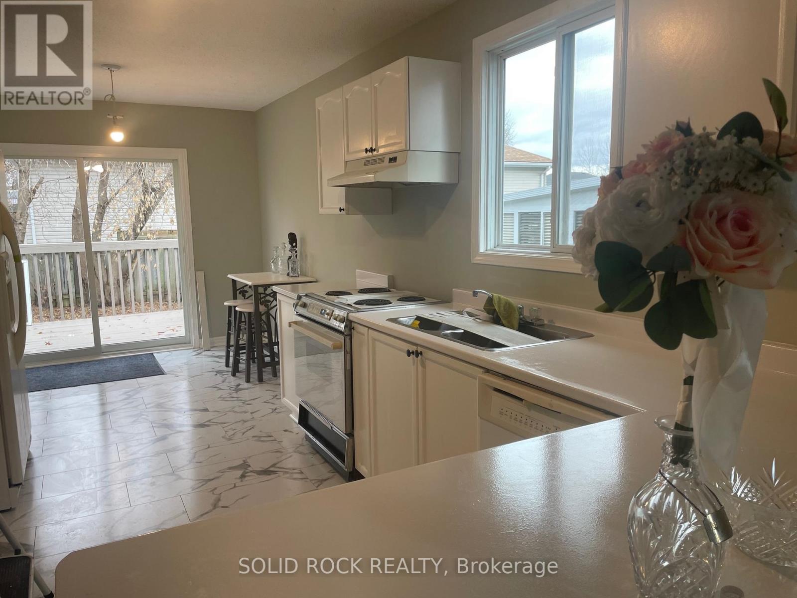 492 Boxwood Street S, Kingston, Ontario K7M 9C4 - Photo 21 - X12527164