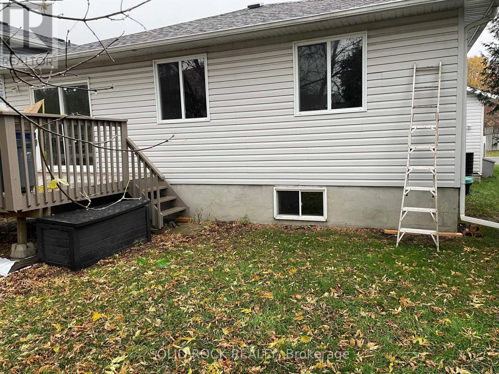 492 Boxwood Street S, Kingston, Ontario K7M 9C4 - Photo 33 - X12527164