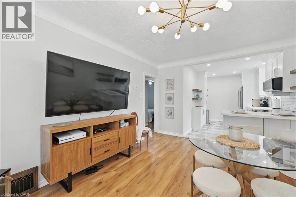 105 Weir Street S, Hamilton, Ontario  L8K 3A8 - Photo 7 - 40771125