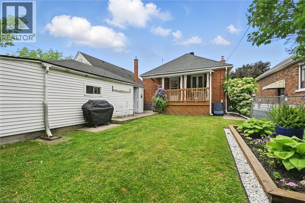 105 Weir Street S, Hamilton, Ontario  L8K 3A8 - Photo 38 - 40771125