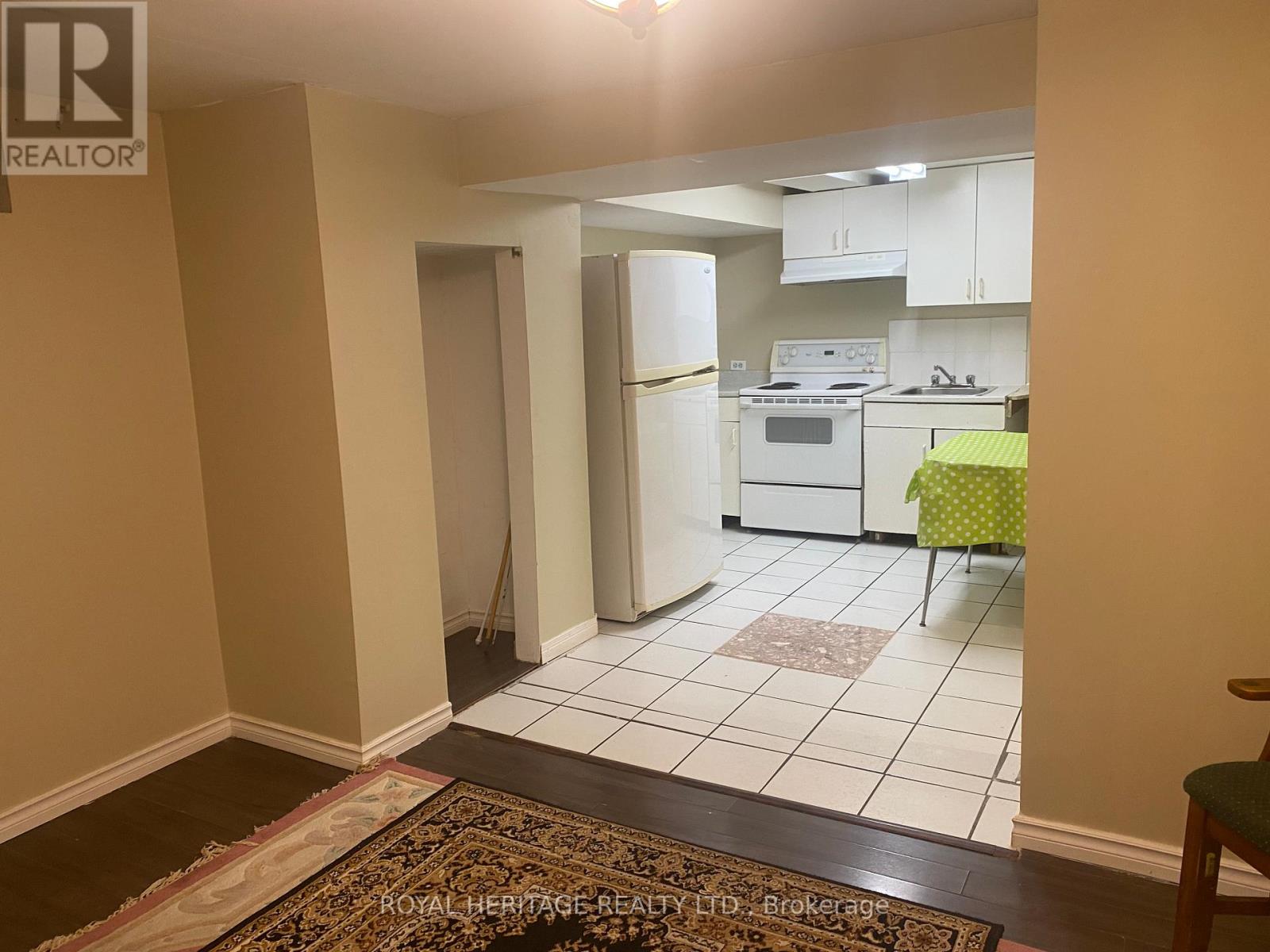 8 Ryecliffe Court, Toronto, Ontario M1B 4W1 - Photo 10 - E12436785