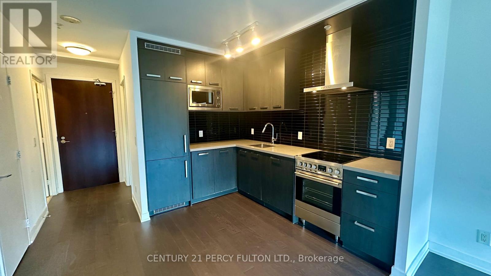 S1013 - 120 Bayview Avenue, Toronto, Ontario M5A 0G4 - Photo 14 - C12548192