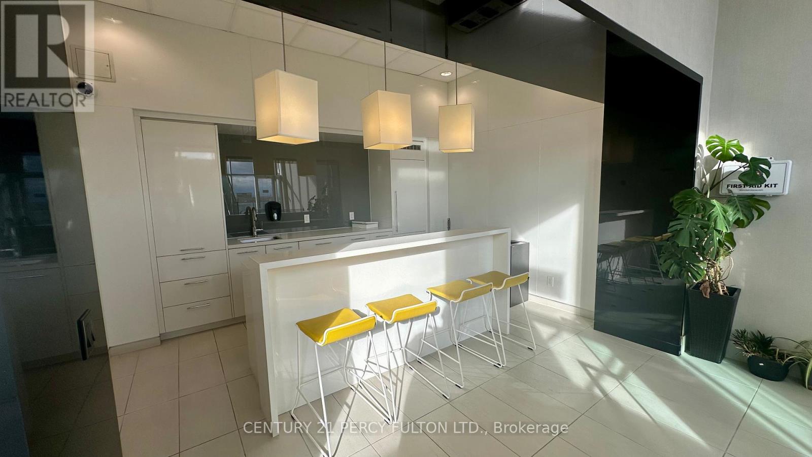 S1013 - 120 Bayview Avenue, Toronto, Ontario M5A 0G4 - Photo 25 - C12548192