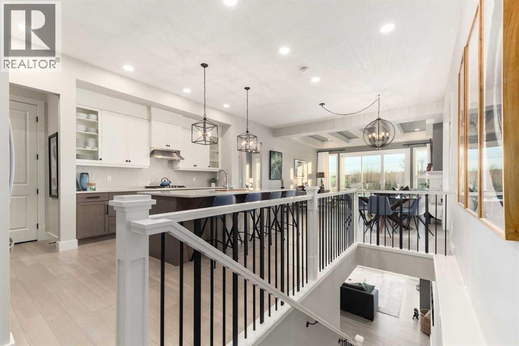 232 Discovery Drive Sw, Calgary, Alberta  T3H 6A2 - Photo 8 - A2270308