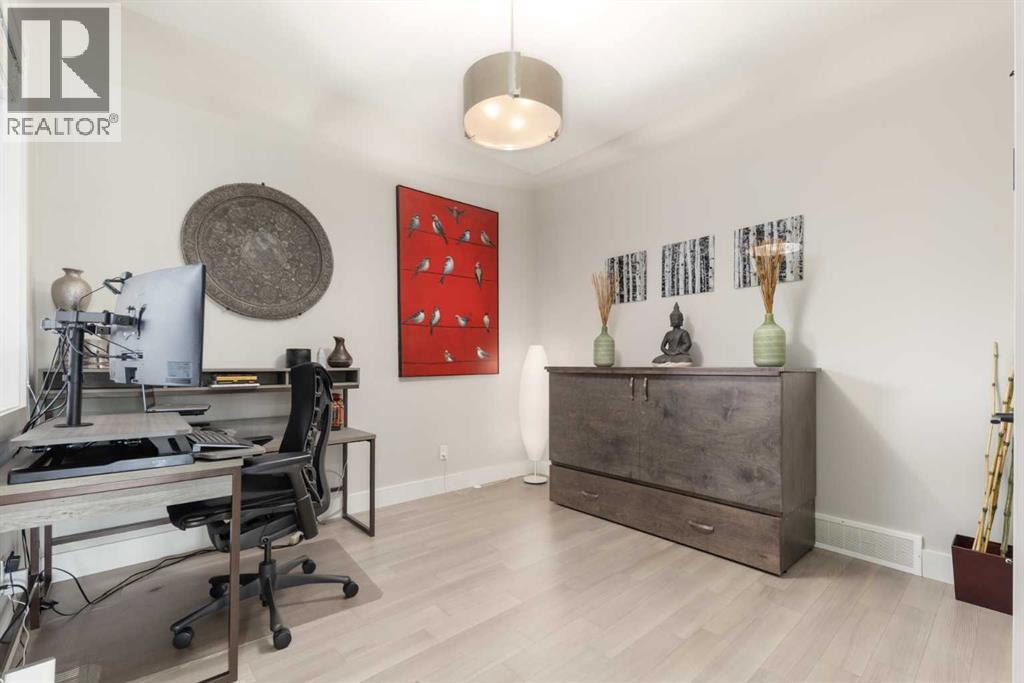 232 Discovery Drive Sw, Calgary, Alberta  T3H 6A2 - Photo 34 - A2270308