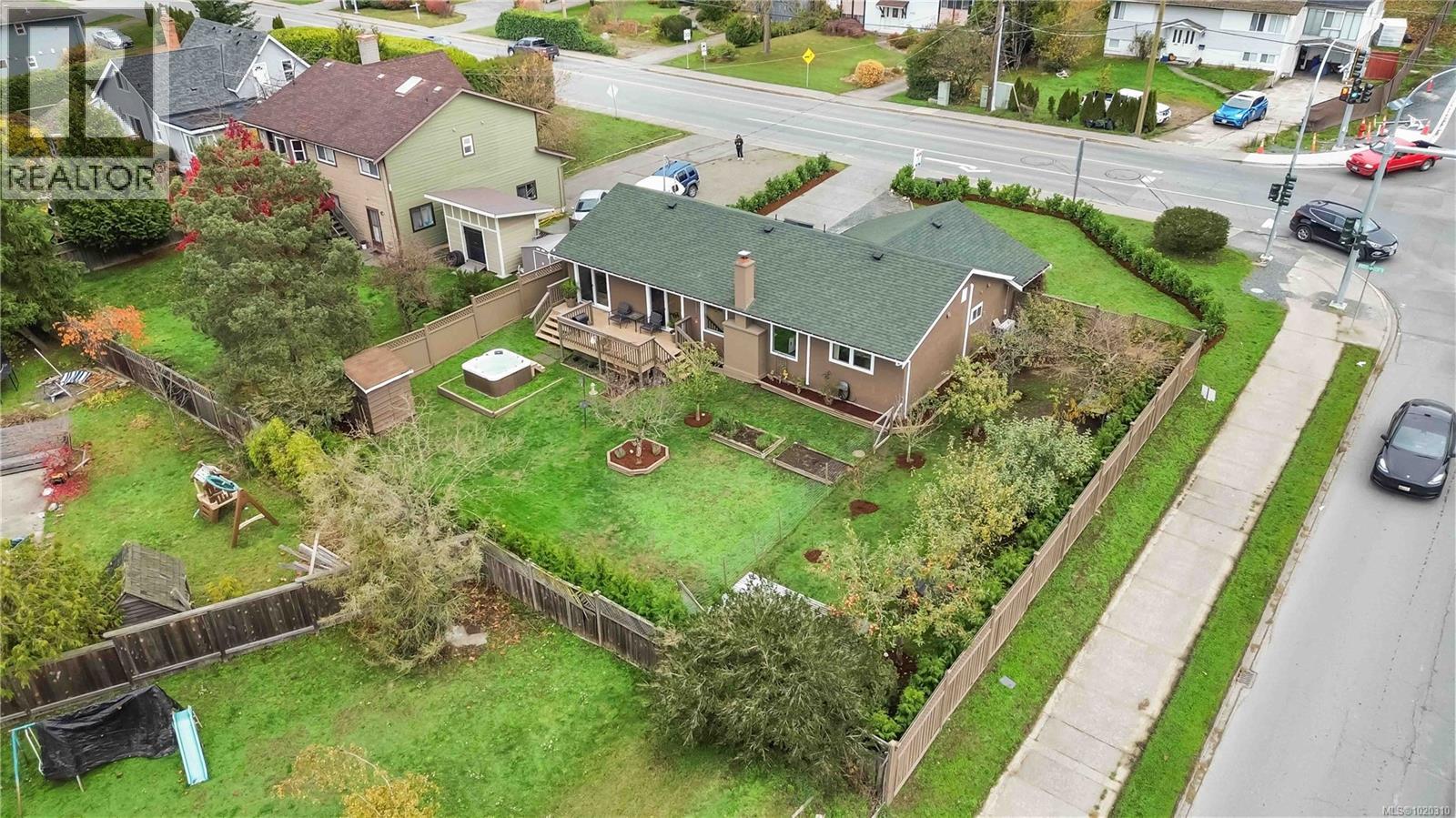 6756 Central Saanich Rd, Central Saanich, British Columbia  V8Z 5V2 - Photo 47 - 1020310