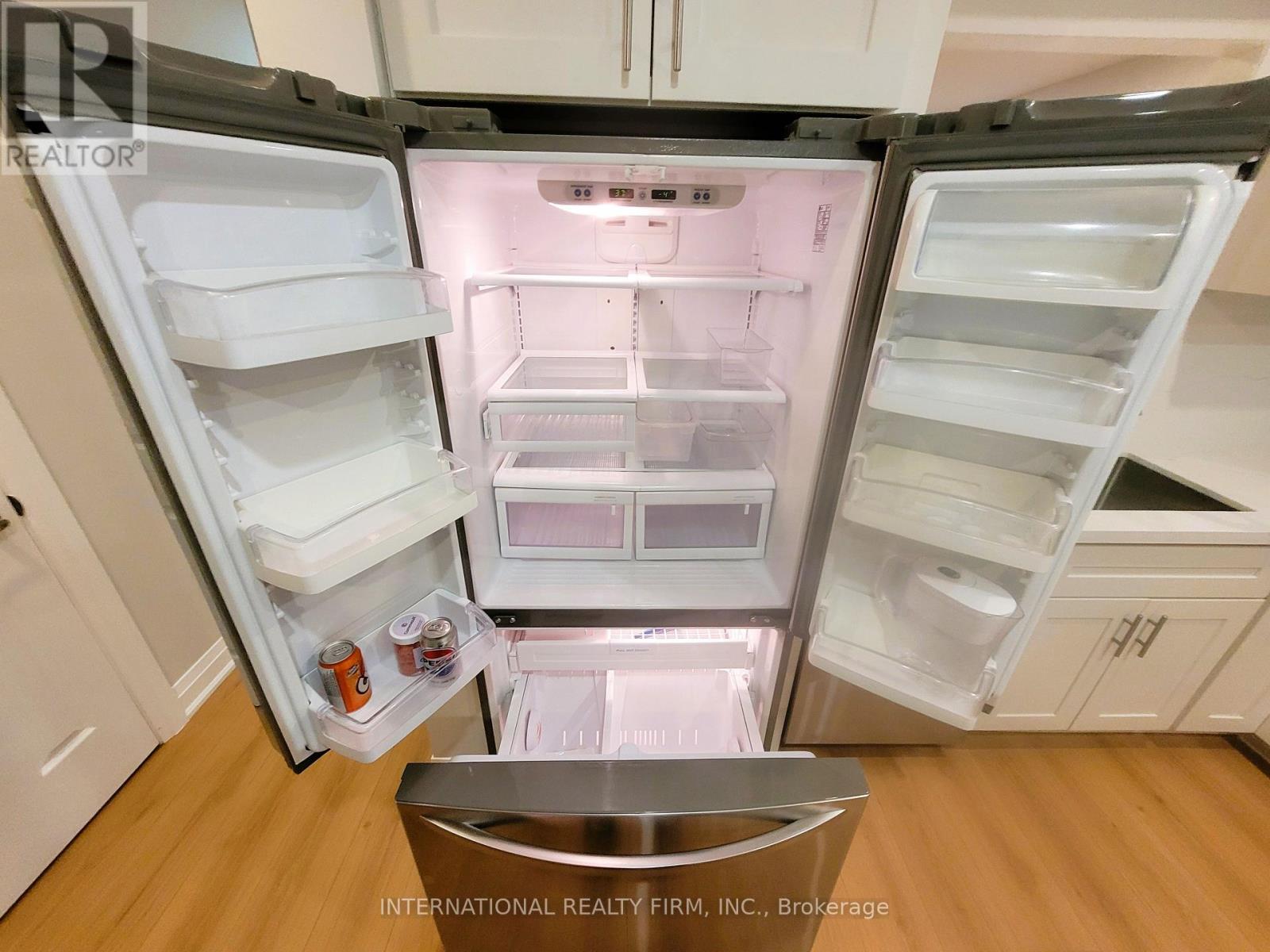 50 Beresford Drive, Richmond Hill, Ontario  L4B 4J6 - Photo 14 - N12549802