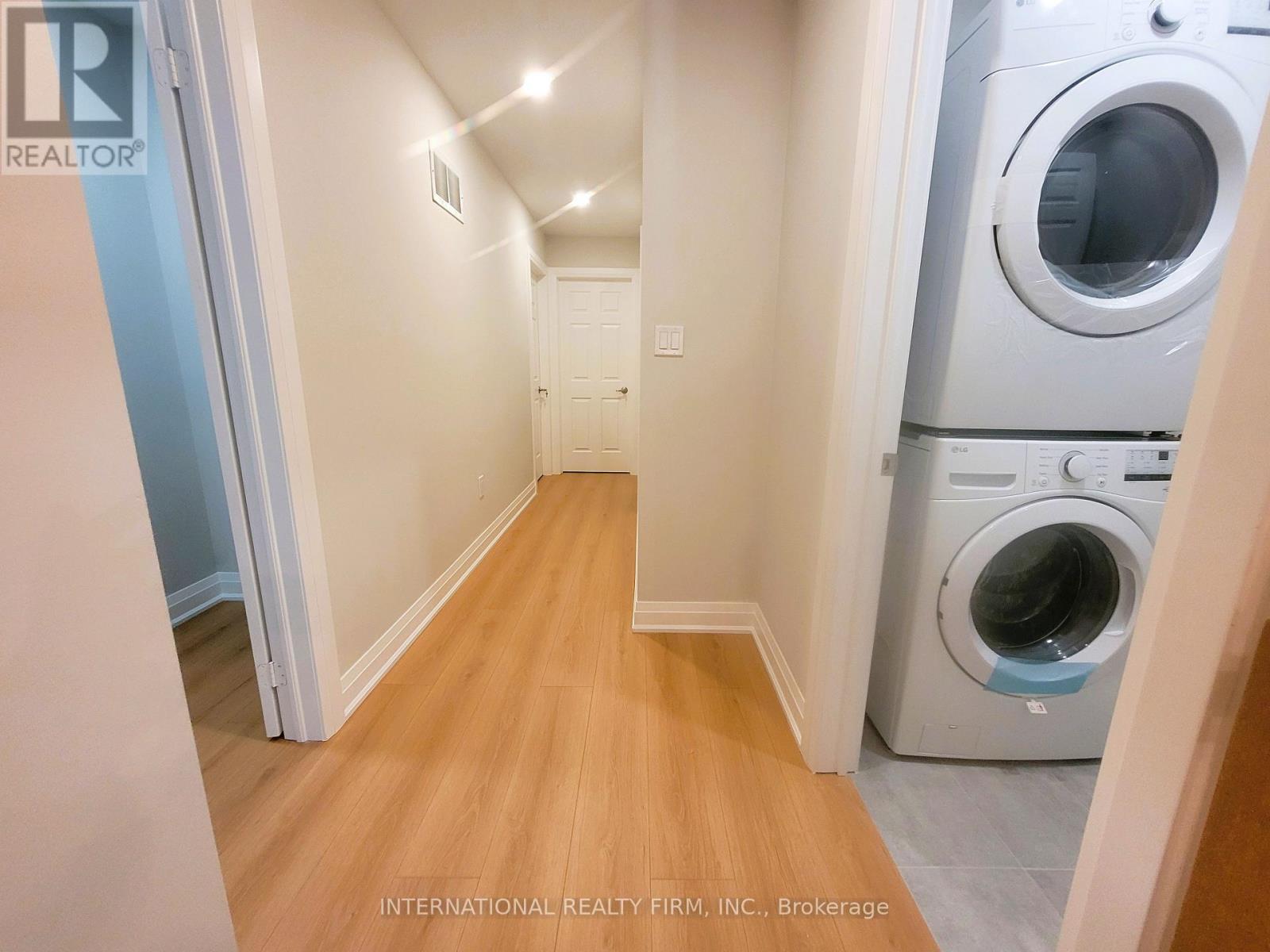 50 Beresford Drive, Richmond Hill, Ontario  L4B 4J6 - Photo 25 - N12549802