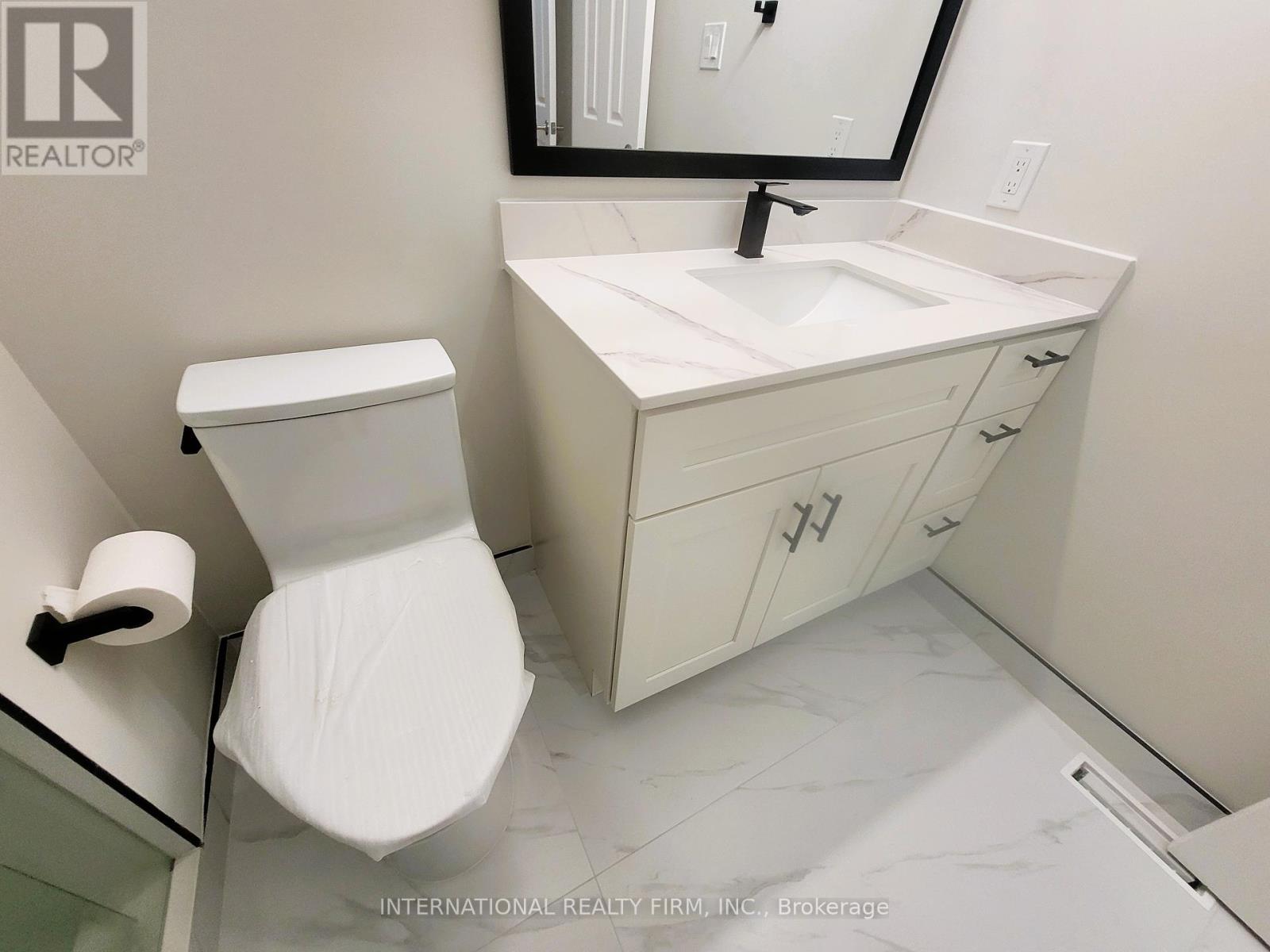 50 Beresford Drive, Richmond Hill, Ontario  L4B 4J6 - Photo 31 - N12549802