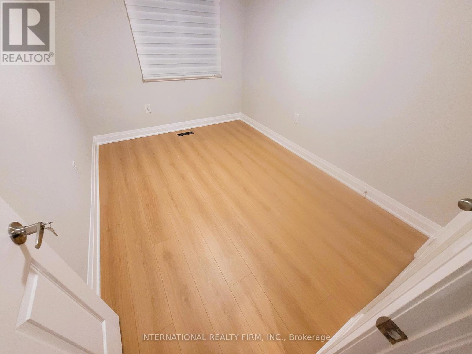 50 Beresford Drive, Richmond Hill, Ontario  L4B 4J6 - Photo 32 - N12549802