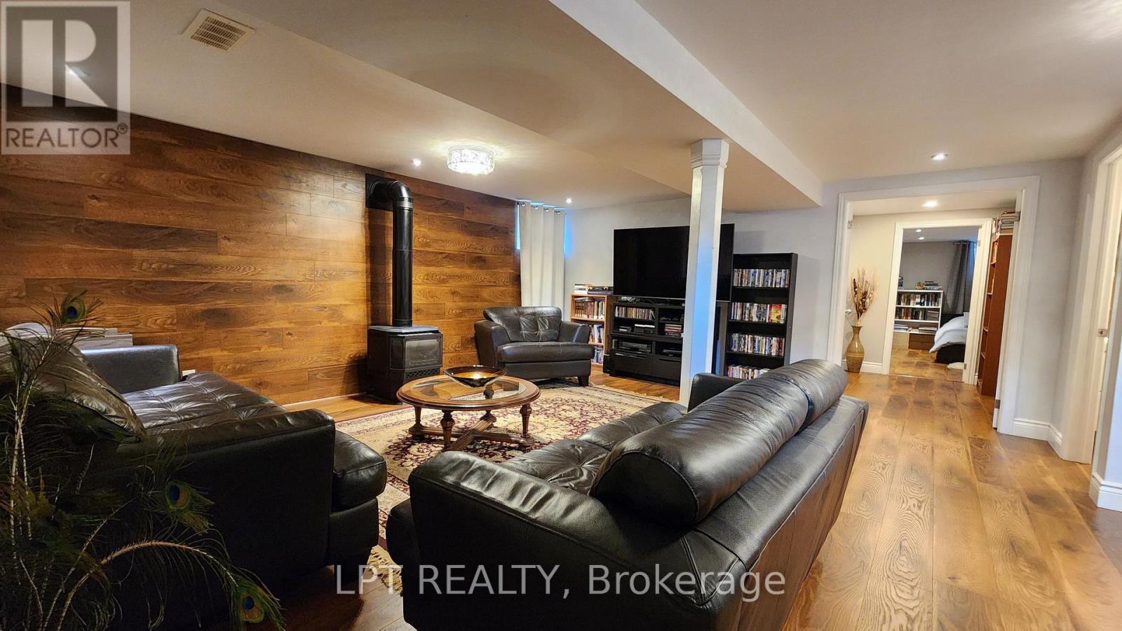 48 Maplehurst Crescent, Barrie, Ontario  L4M 4X2 - Photo 25 - S12549796