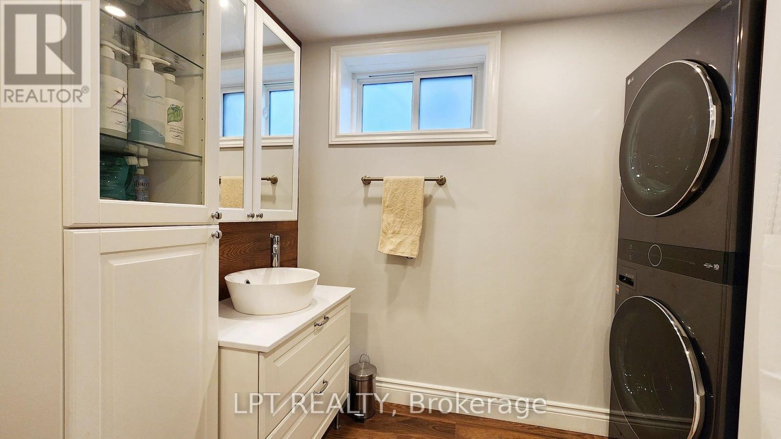 48 Maplehurst Crescent, Barrie, Ontario  L4M 4X2 - Photo 34 - S12549796