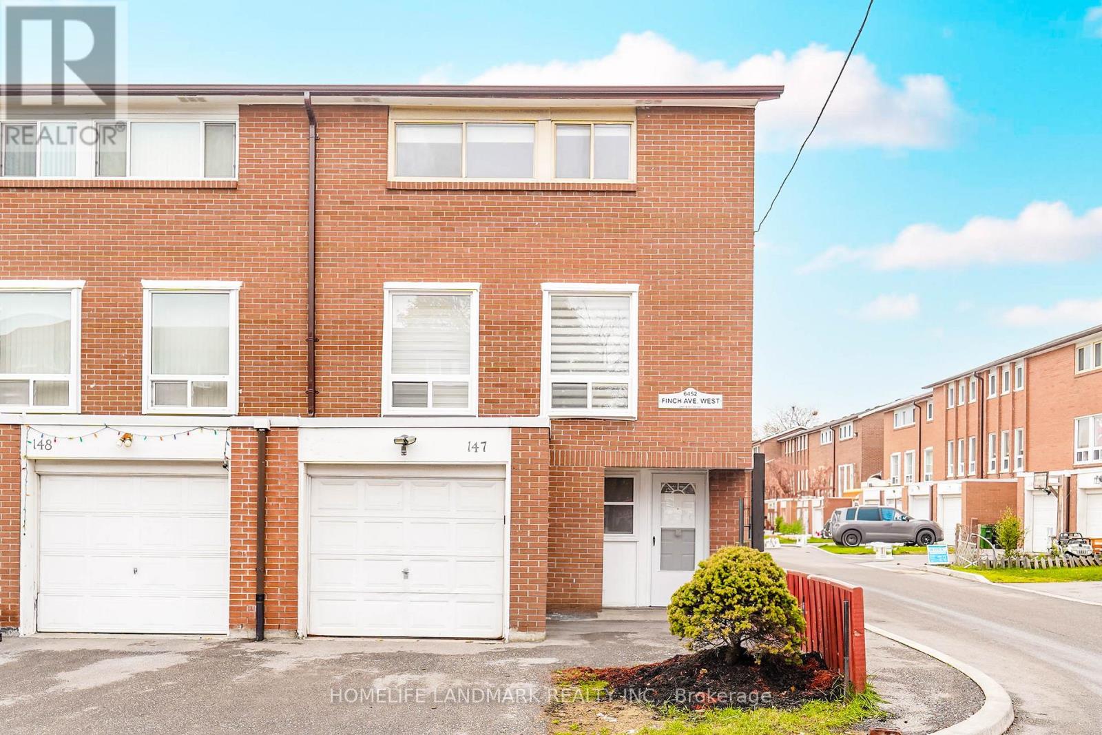 147 - 6452 Finch Avenue W, Toronto, Ontario  M9V 1T4 - Photo 2 - W12549806