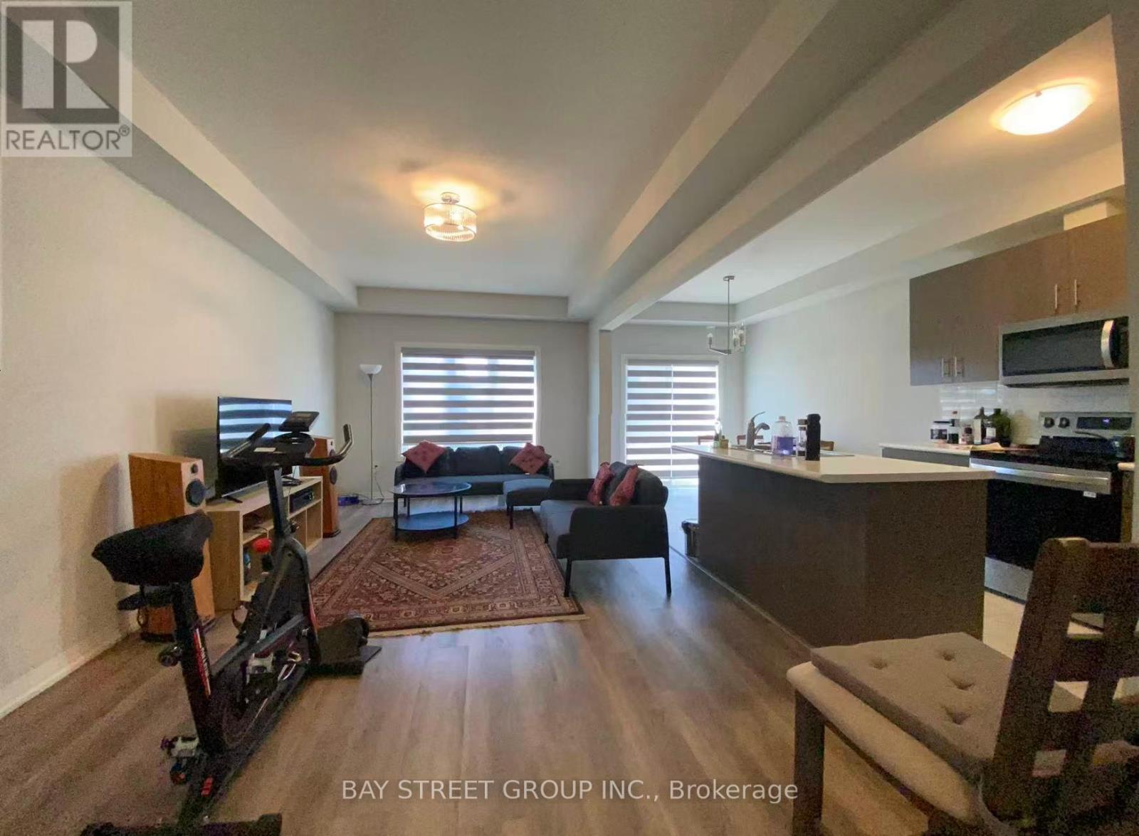 7377 Marvel Drive, Niagara Falls, Ontario  L2H 3T6 - Photo 2 - X12549810