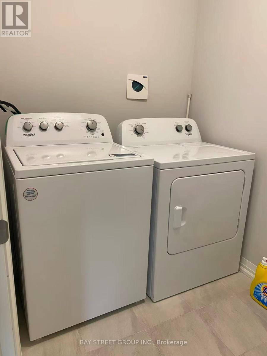 7377 Marvel Drive, Niagara Falls, Ontario  L2H 3T6 - Photo 8 - X12549810