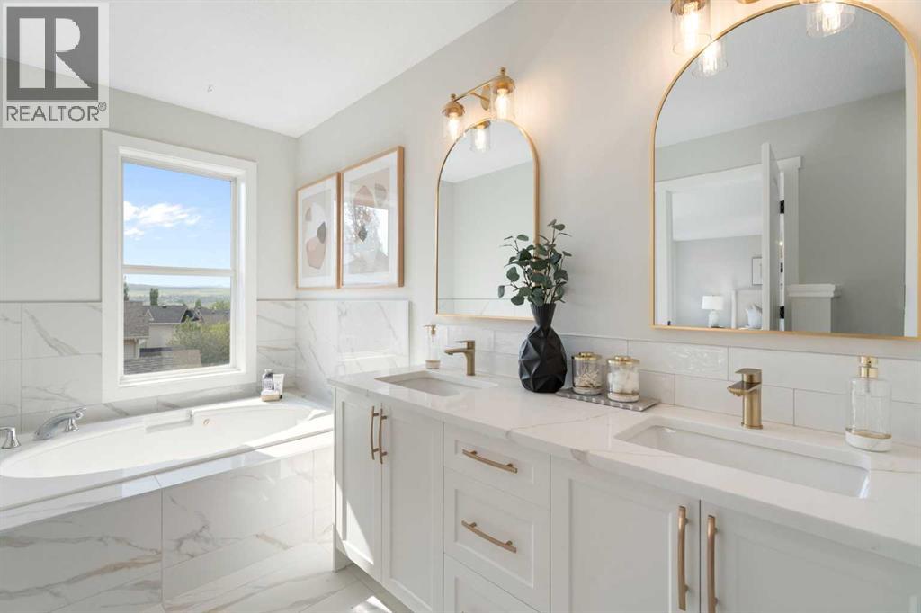 335 Hidden Creek Boulevard Nw, Calgary, Alberta  T3A 6L1 - Photo 36 - A2253098