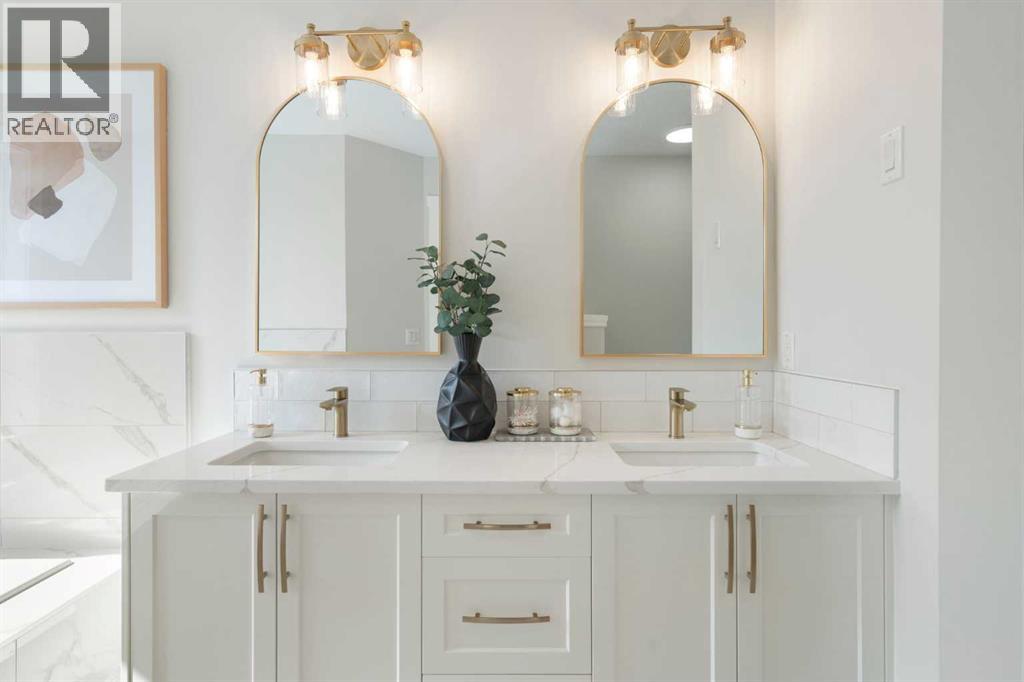 335 Hidden Creek Boulevard Nw, Calgary, Alberta  T3A 6L1 - Photo 35 - A2253098