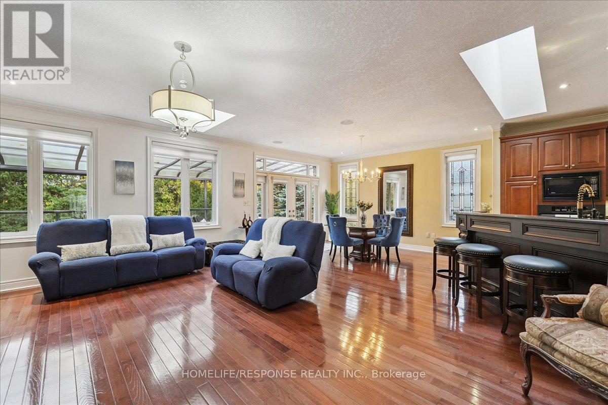 17 Mcnutt Street, Brampton, Ontario L6Y 5L3 - Photo 17 - W12507892