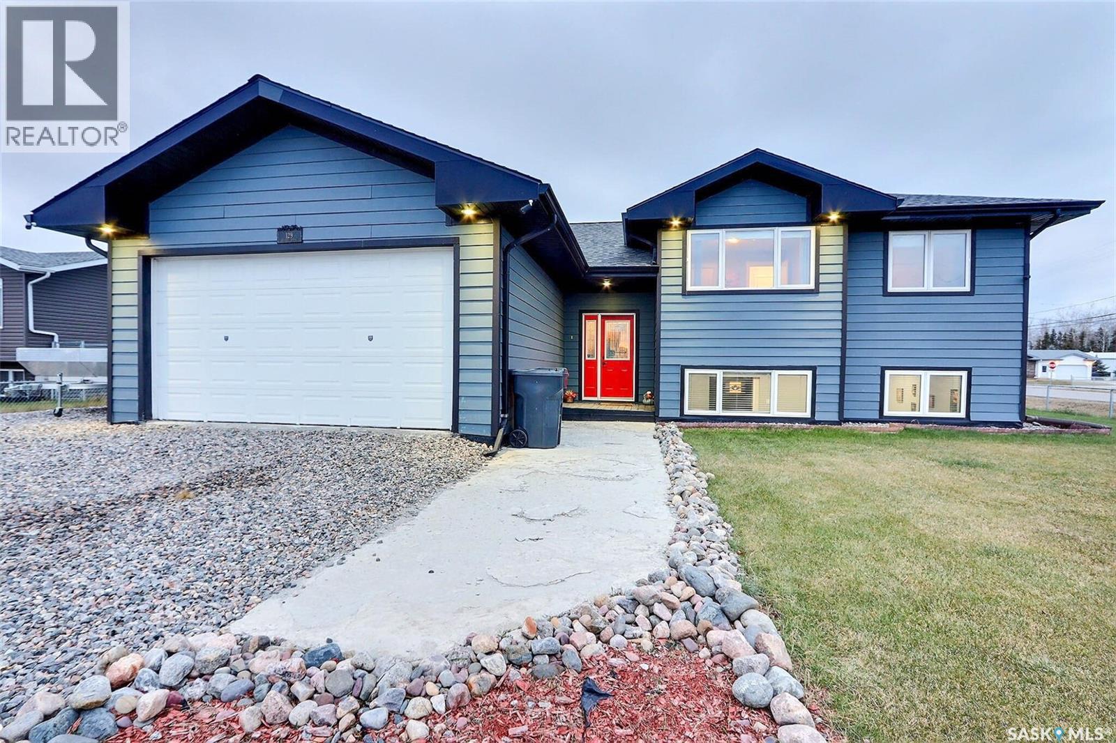 129 Hiller DRIVE, Air Ronge, Saskatchewan