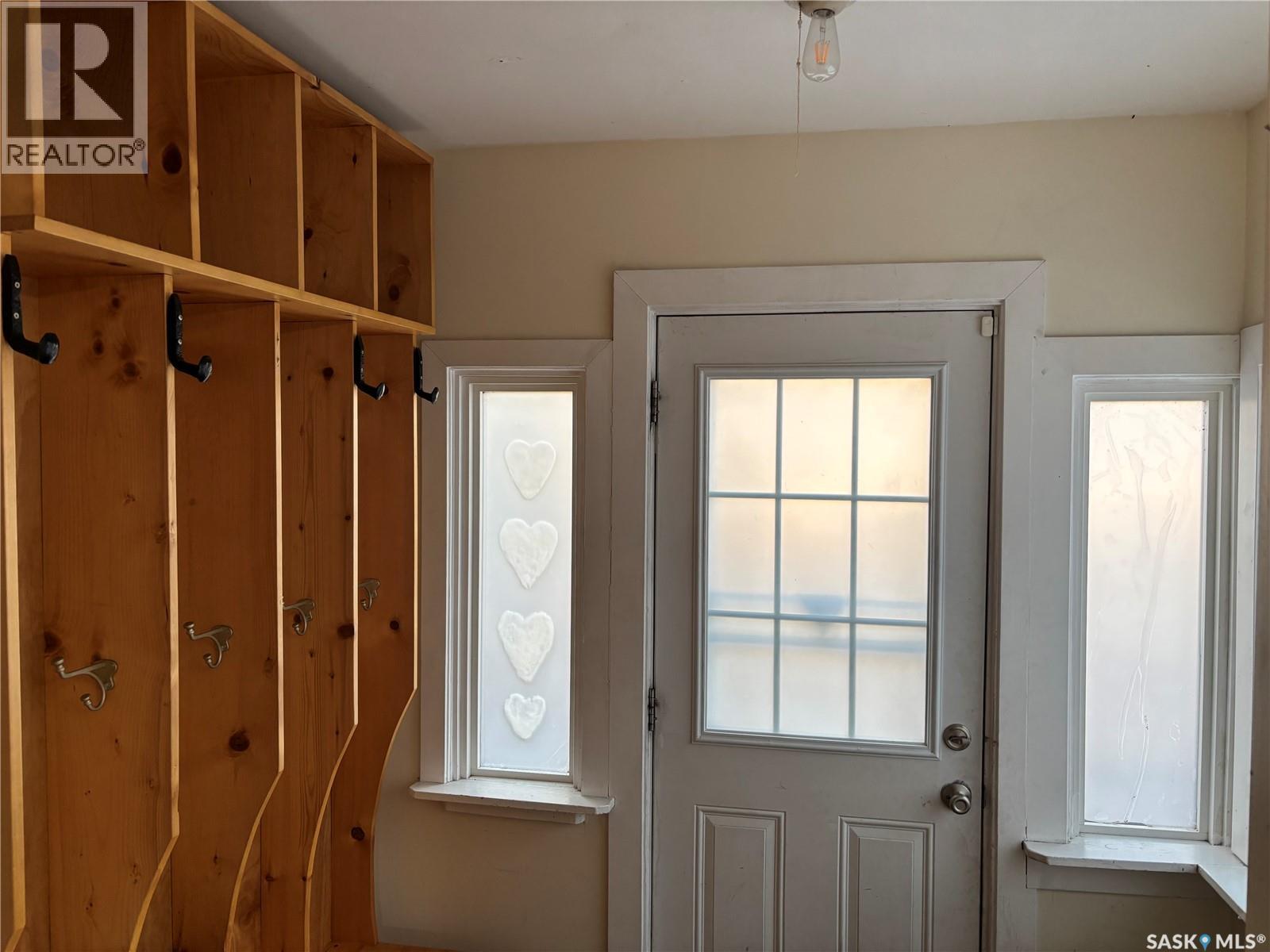 431 E Avenue S, Saskatoon, Saskatchewan  S7M 1S4 - Photo 7 - SK021047