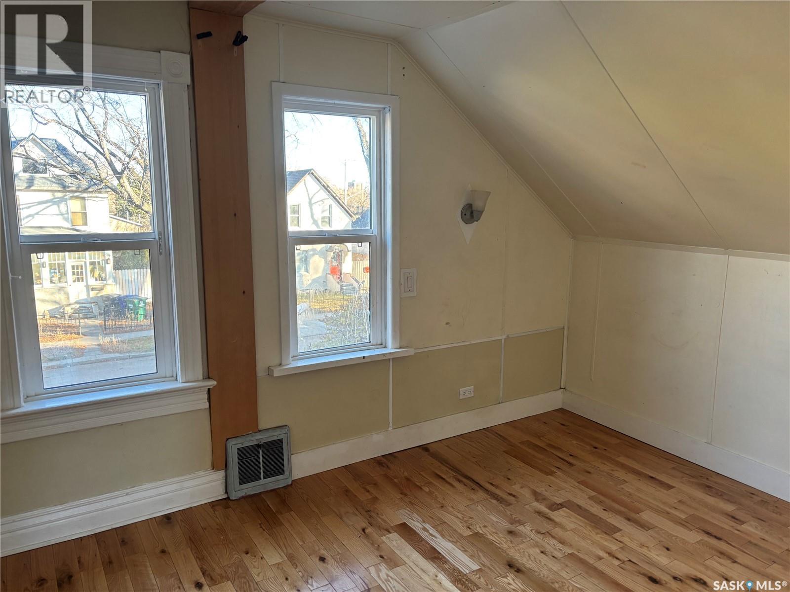 431 E Avenue S, Saskatoon, Saskatchewan  S7M 1S4 - Photo 17 - SK021047