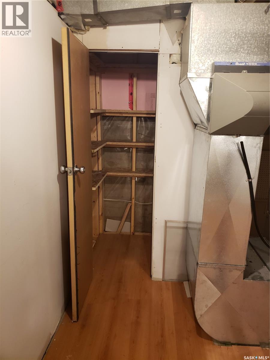 431 E Avenue S, Saskatoon, Saskatchewan  S7M 1S4 - Photo 28 - SK021047