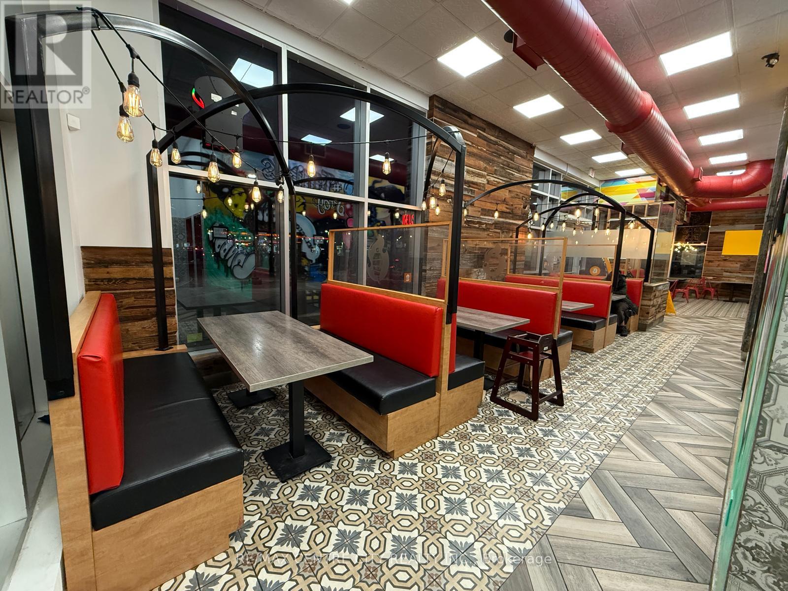 795 Wonderland Road S, London South, Ontario N6K 3C2 - Photo 5 - X12549754