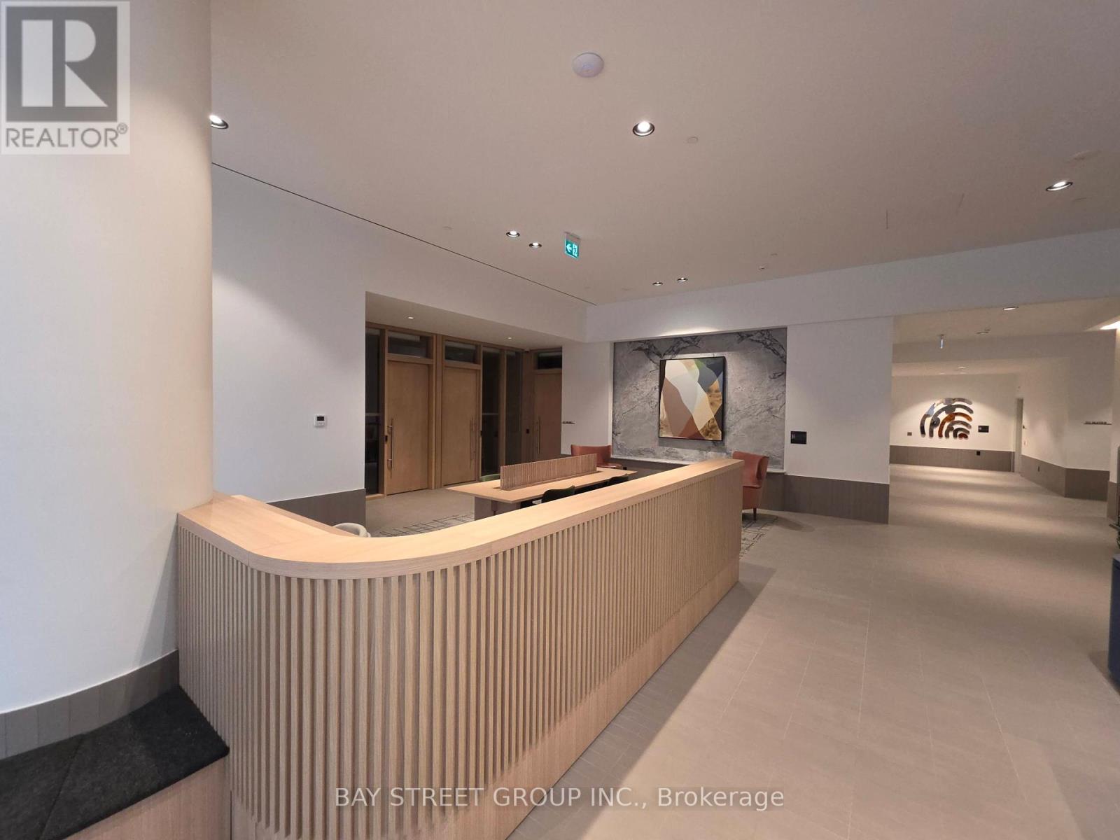 1706 - 395 Square One Drive, Mississauga, Ontario  L5B 0G7 - Photo 15 - W12549814