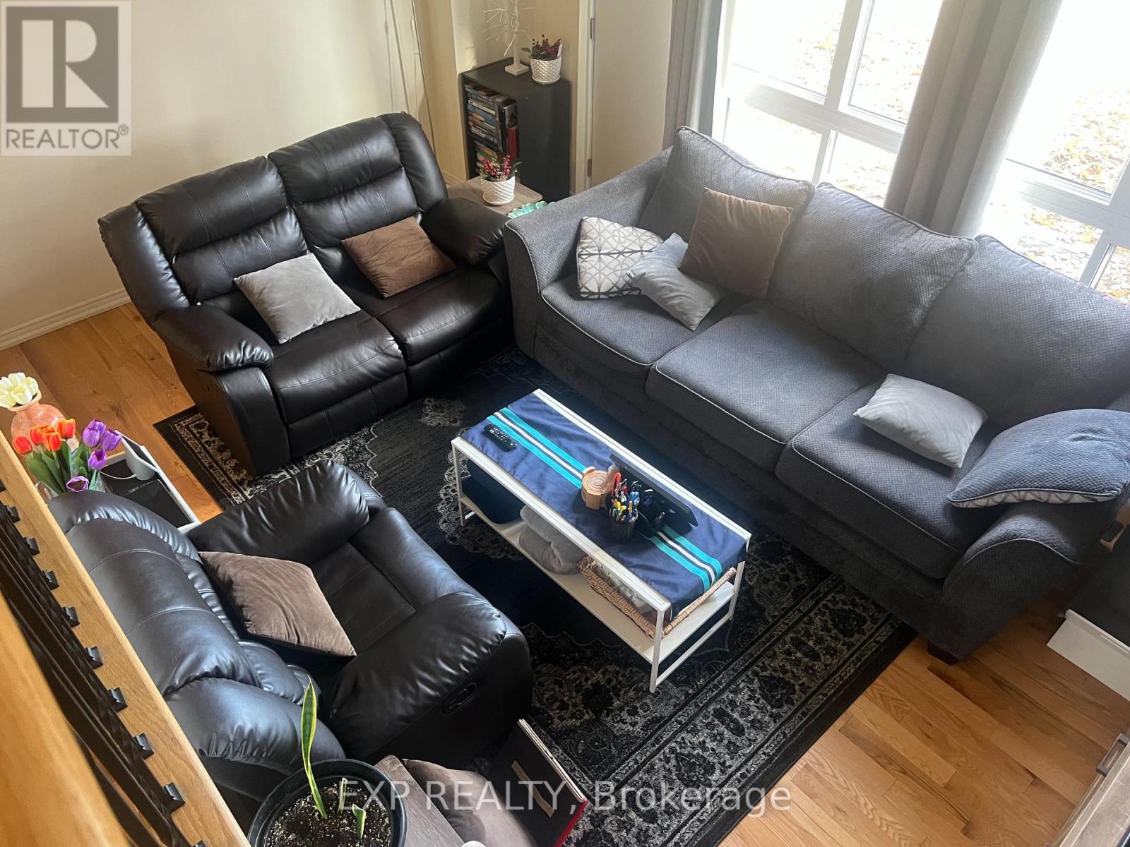 19 Darras Court, Brampton, Ontario  L6T 1W7 - Photo 18 - W12549826