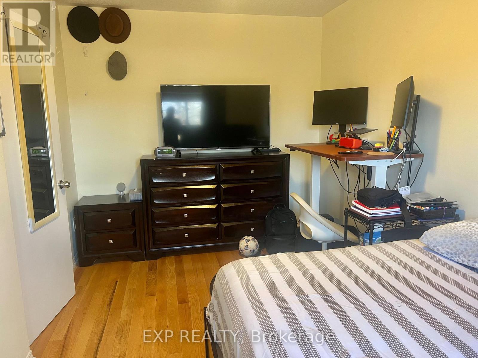 19 Darras Court, Brampton, Ontario  L6T 1W7 - Photo 30 - W12549826