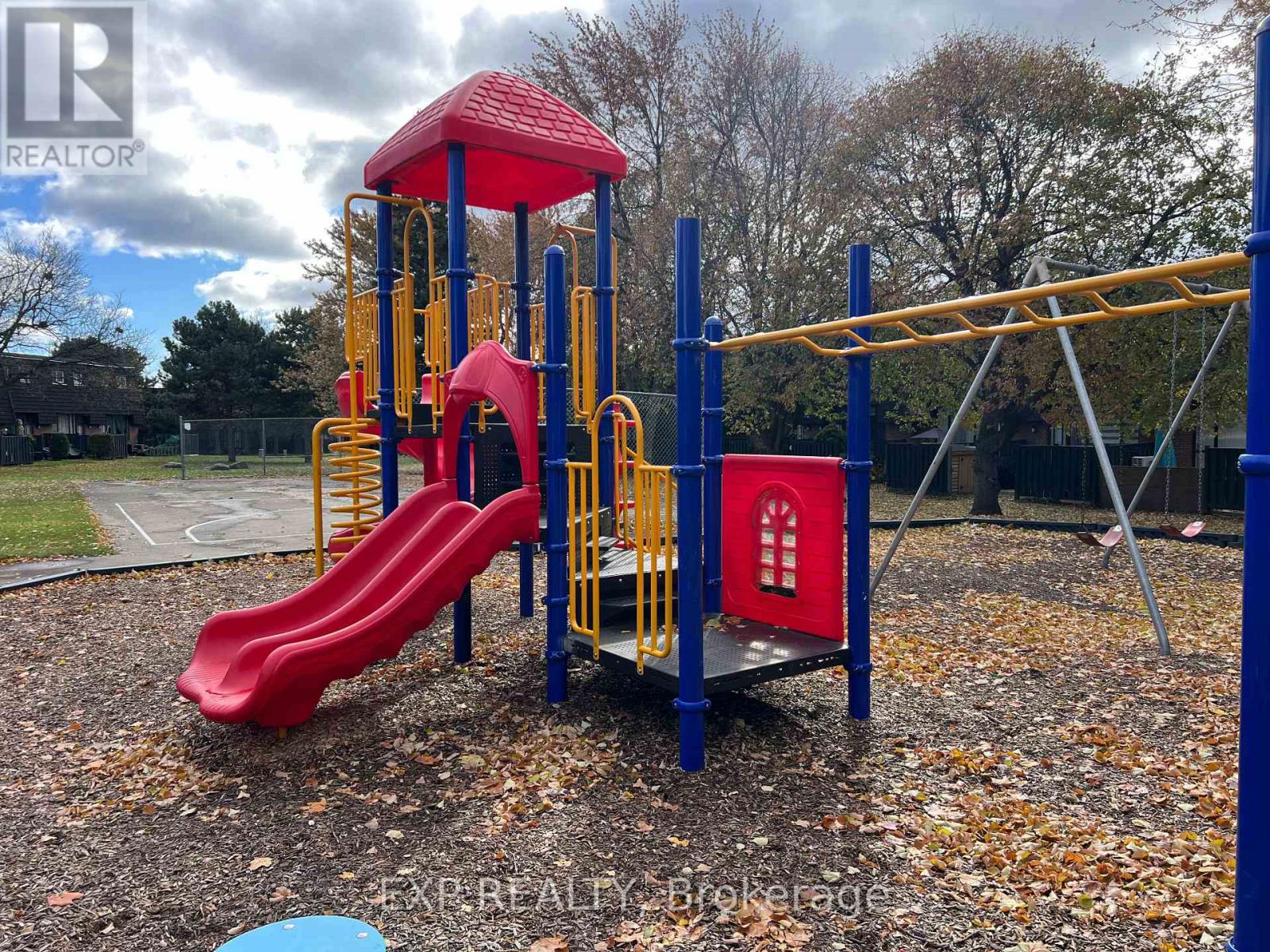 19 Darras Court, Brampton, Ontario  L6T 1W7 - Photo 45 - W12549826