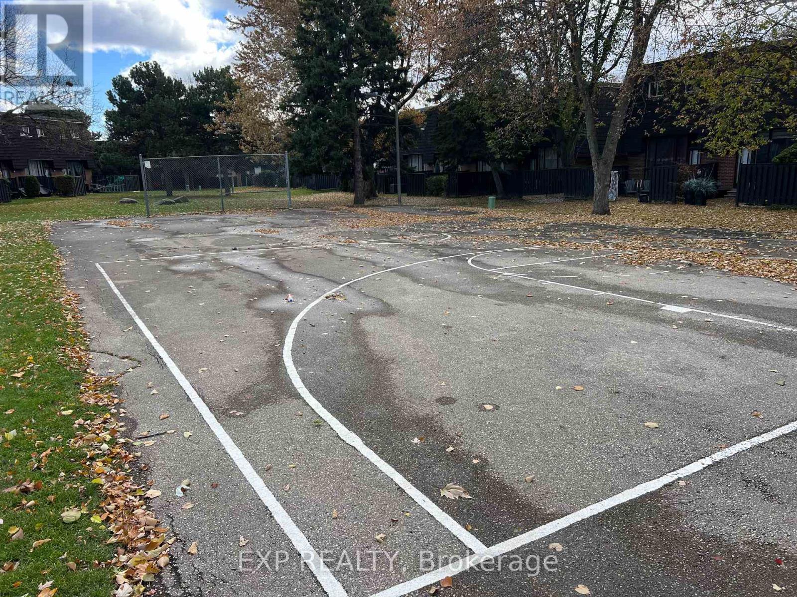 19 Darras Court, Brampton, Ontario  L6T 1W7 - Photo 46 - W12549826