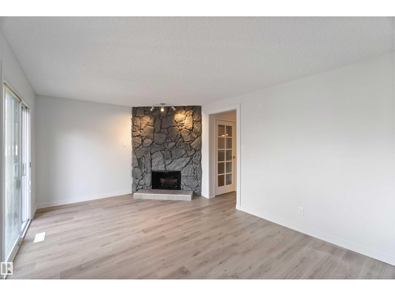 1281 Hooke Rd Nw, Edmonton, Alberta  T5A 4A5 - Photo 20 - E4465936