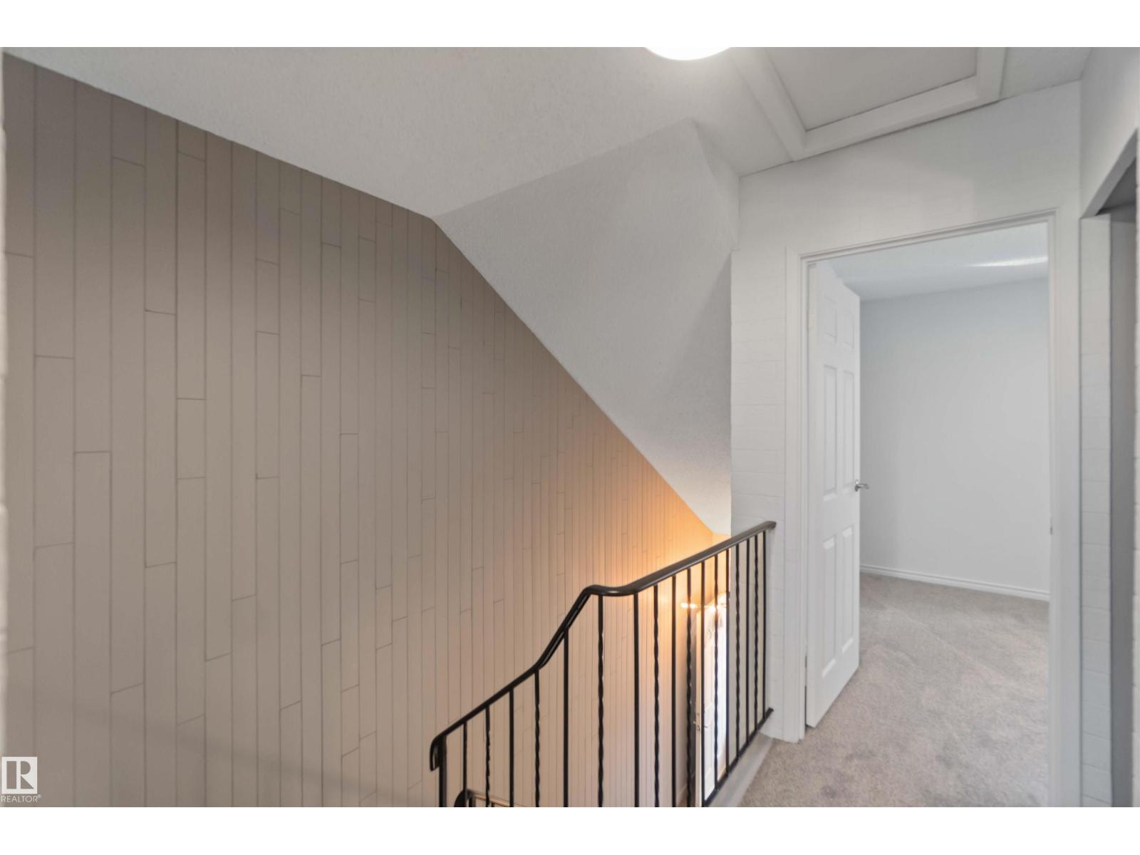 1281 Hooke Rd Nw, Edmonton, Alberta  T5A 4A5 - Photo 36 - E4465936