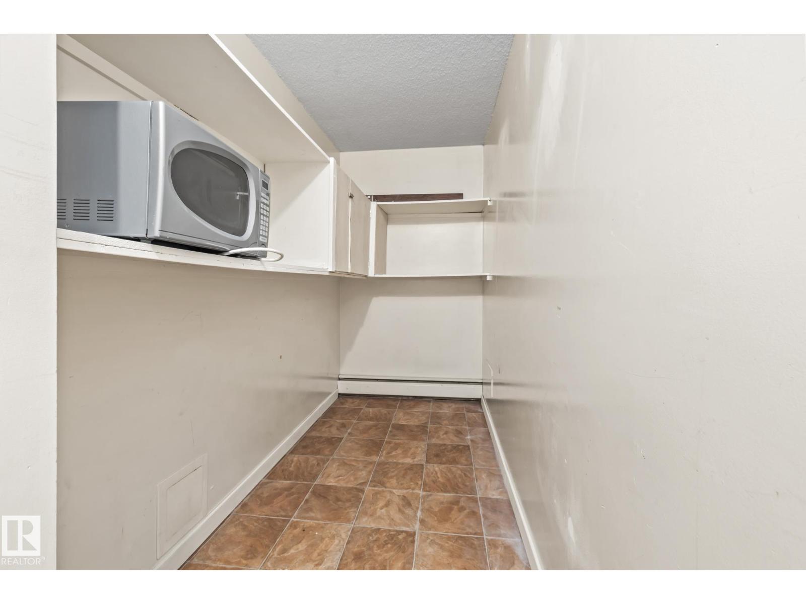 #425 8604 Gateway Bv Nw, Edmonton, Alberta  T6E 4B6 - Photo 23 - E4465937