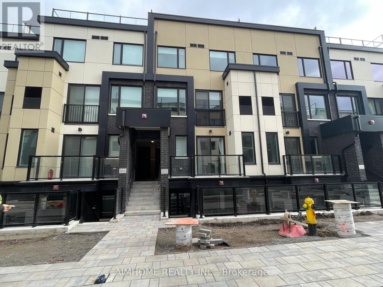 212 - 1650 VICTORIA PARK AVENUE, Toronto, Ontario