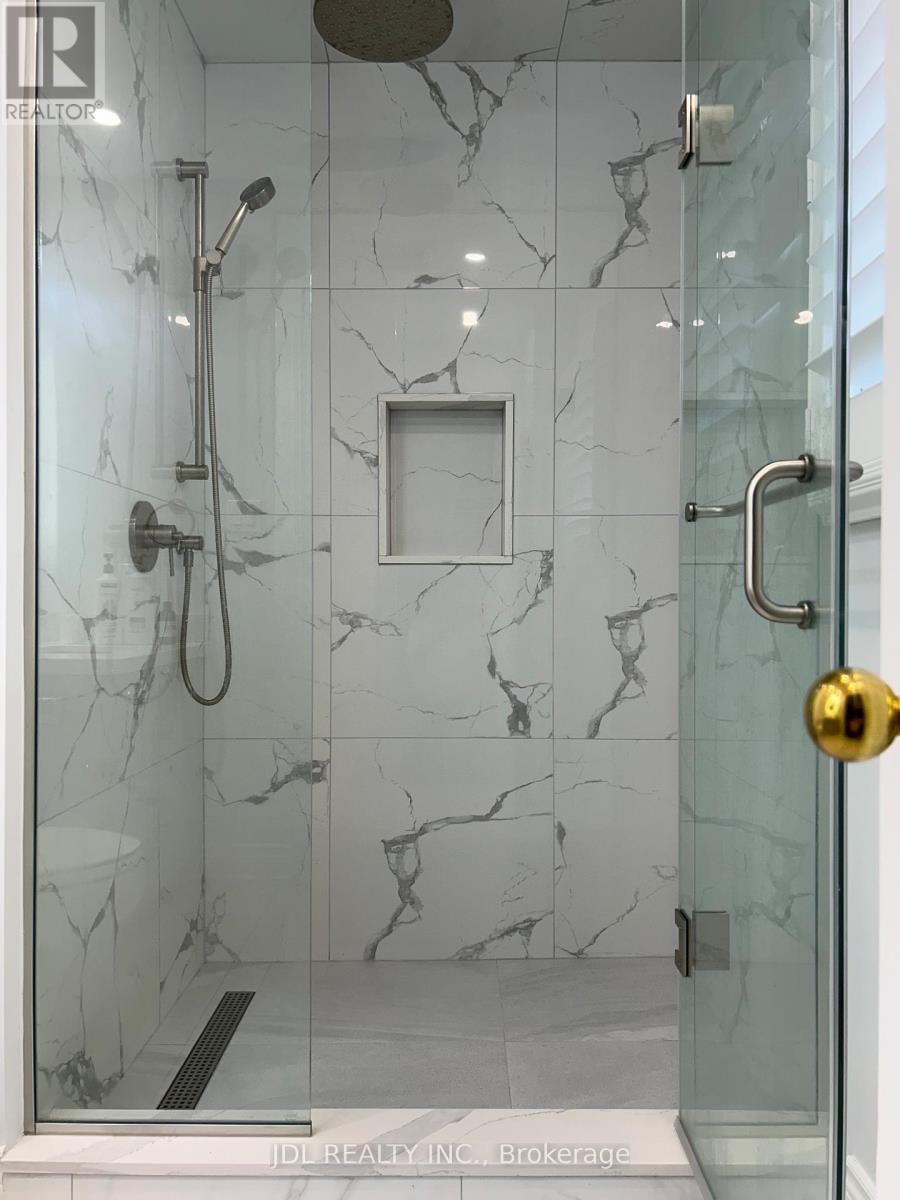 Unit A - 19 Prince Edward Blvd Boulevard, Markham, Ontario L3T 7G3 - Photo 5 - N12549842