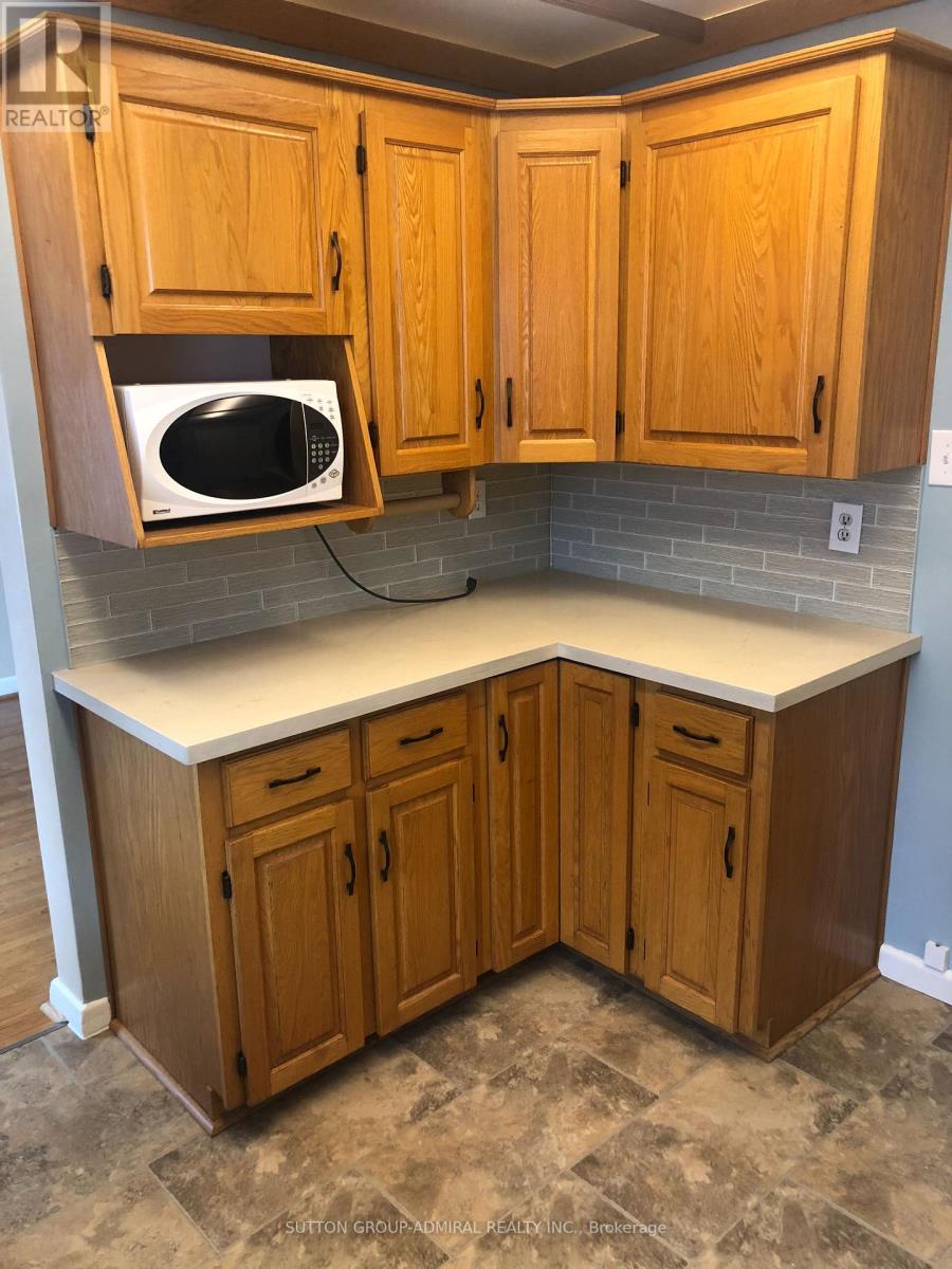 256 Mcconvey Drive, Richmond Hill, Ontario L4C 3K2 - Photo 8 - N12549848